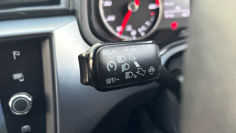 SEAT Arona 1.0 TSI 110 SE Technology [EZ] 5dr DSG Petrol Hatchback